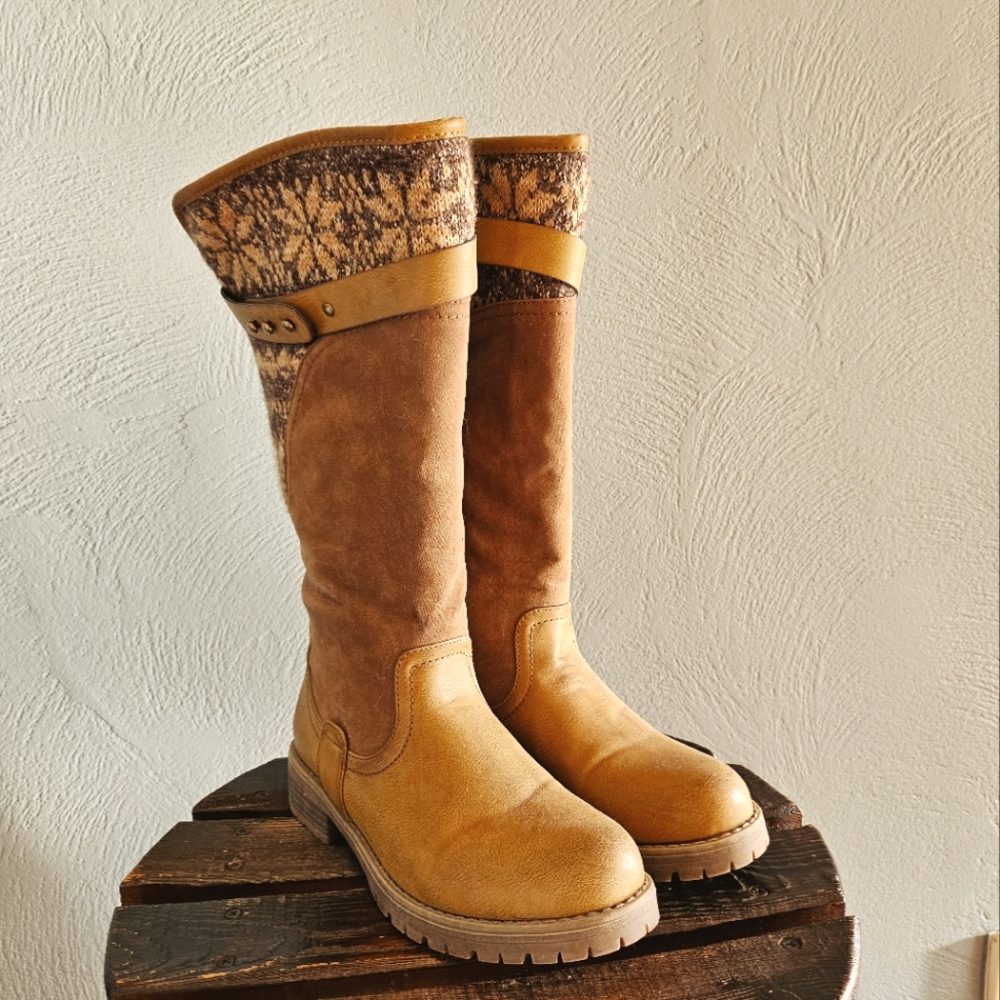 Women's Tan Lined Knee Boots